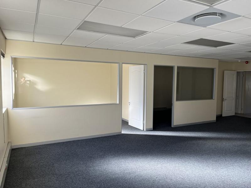 To Let Commercial Property for Rent in Montague Gardens Western Cape